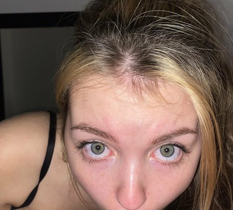 PinkMars model nudes archive