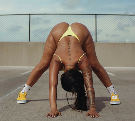 Yas Or Nathali Nostades porn star pictures