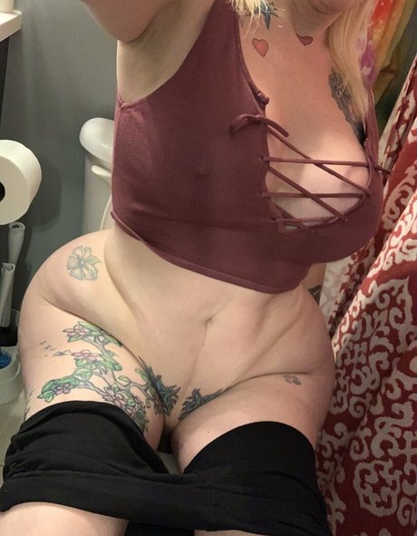 candycream free model image