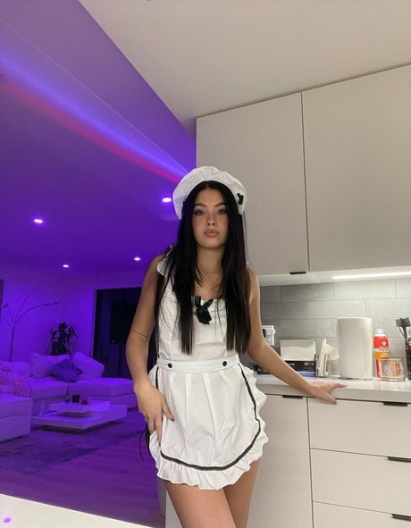 alexisxbraunn model hd photo