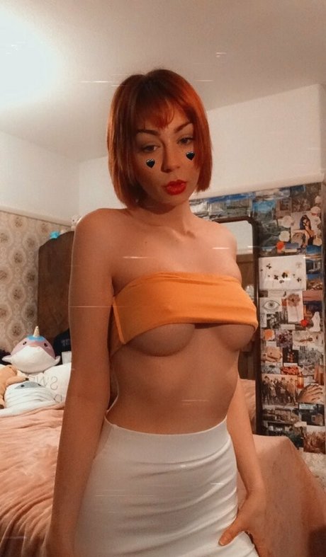 denriundies star sexy pic