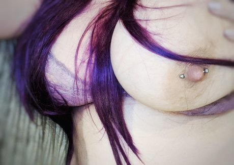 aerwydd model adult photos