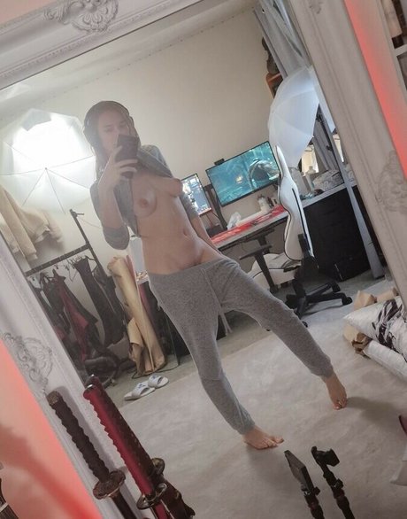 Olivia Robin actress archive