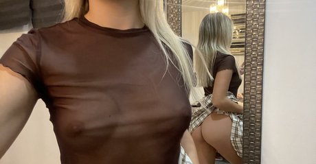 ornetorlaschi pornstar naked pics