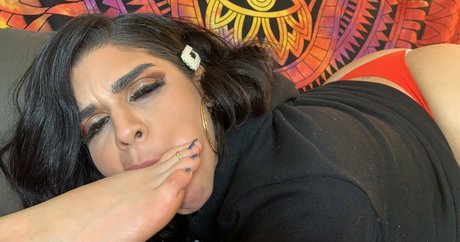 feetmob model adult photos