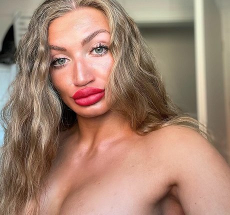 Enrica Ademi model nice pictures