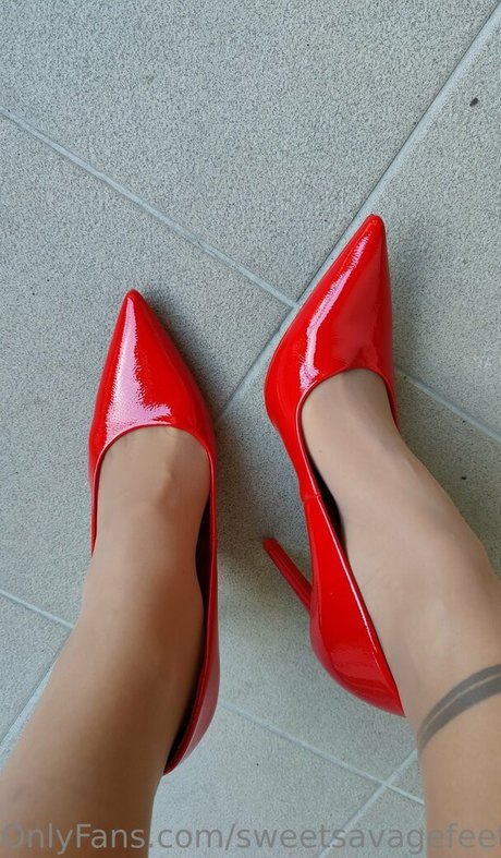 sweetsavagefeet exclusive actress photo