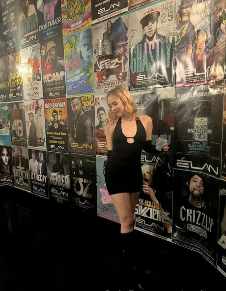 eroharu actress galleries