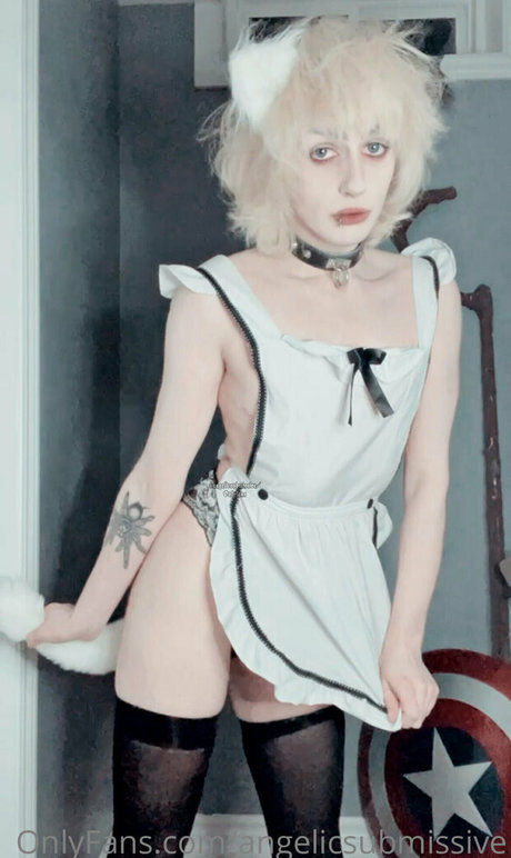 angelicsubmissive nudes model pics