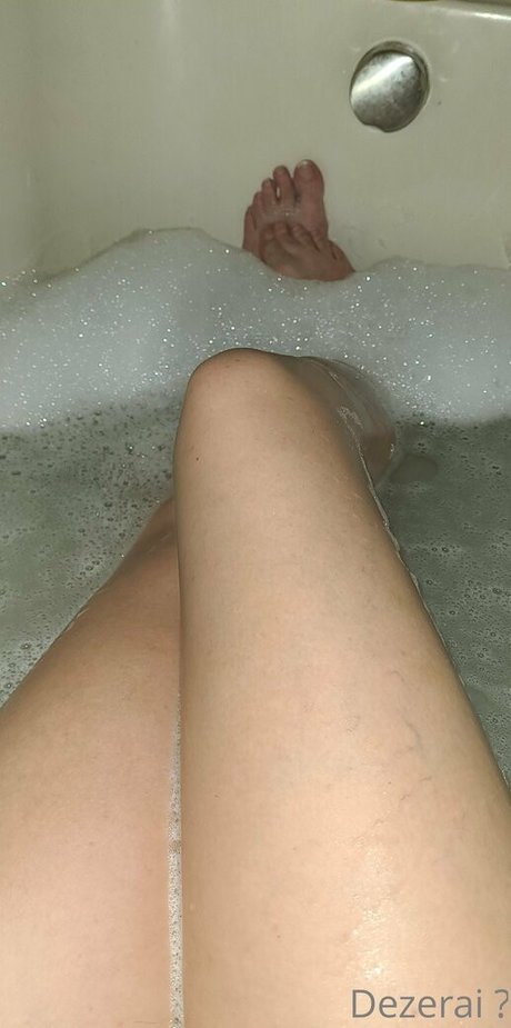 dezerai beautiful actress pictures