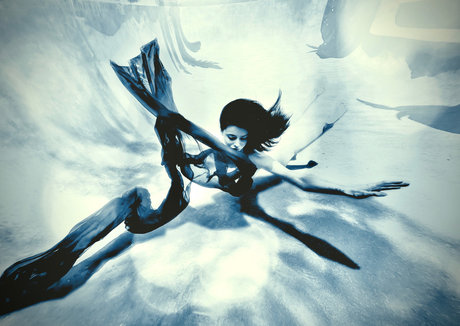 ohthumbelina model exclusive image