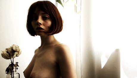 ohthumbelina adult model pictures