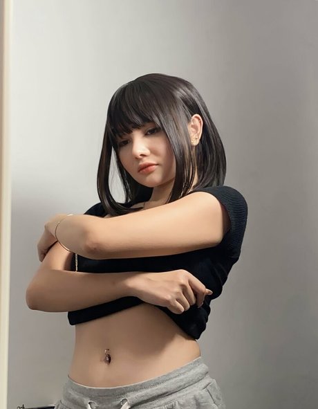 ivyyvon star hd pictures