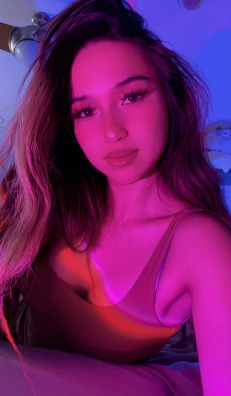 Derpdream adult model gallery