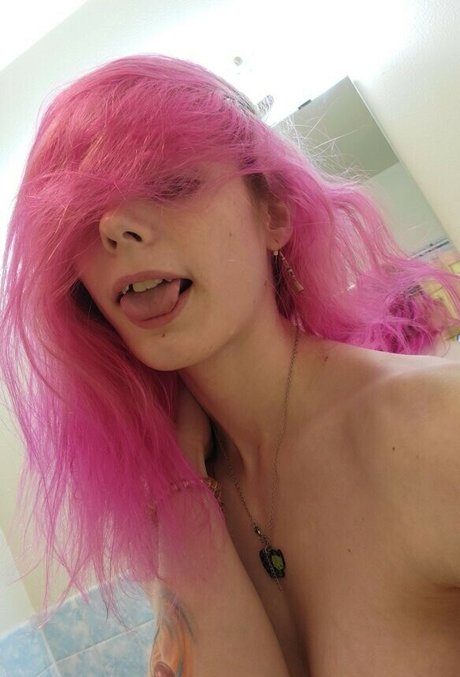 RainieBun pornstar hd photos