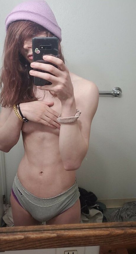 RainieBun hd actress pic