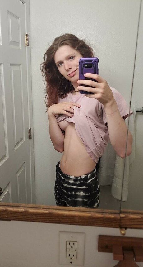 RainieBun art pornstar photo