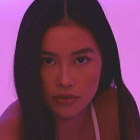 Elaine Thi nude star image