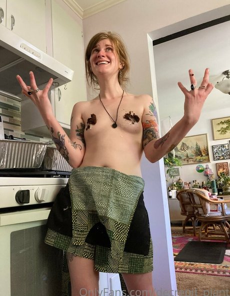 Decrepit plant hot actress photos