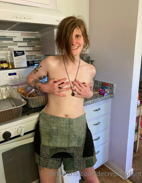 Decrepit plant model erotic img