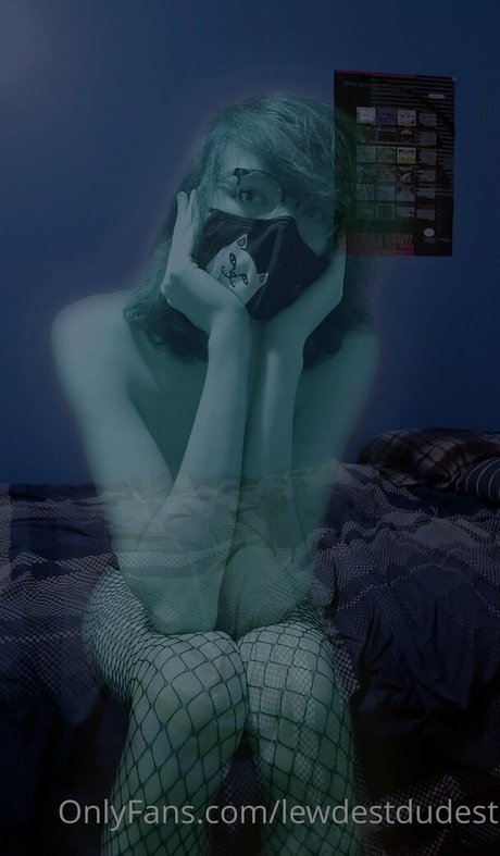 lewdestdudest nudes star image