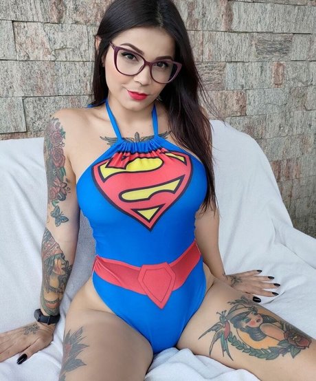 jes queen naked model images