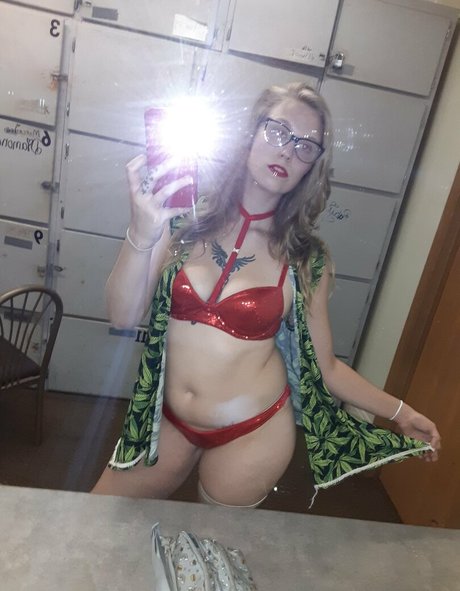 mislonglegs actress pic