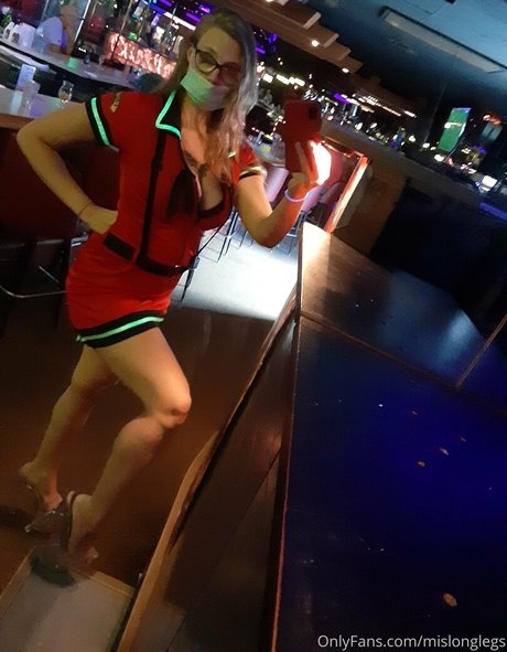 mislonglegs pornstar sexy photo