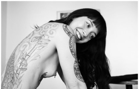 Asami Suicide star top gallery