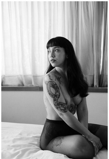 Asami Suicide art pornstar photos