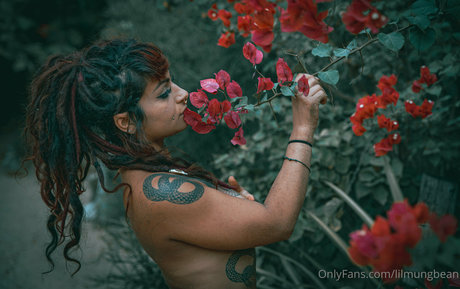 lilmungbean model sexy image