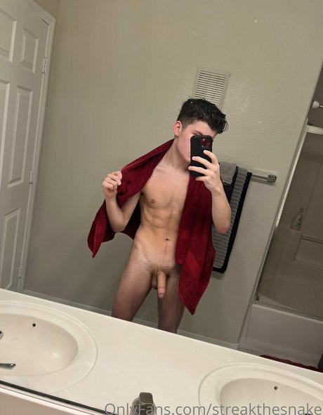 streakthesnake nudes star photo