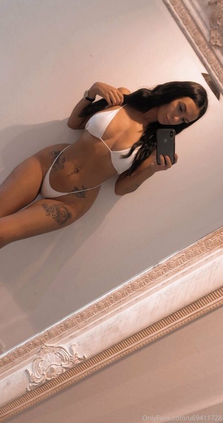 eirsob pretty model img