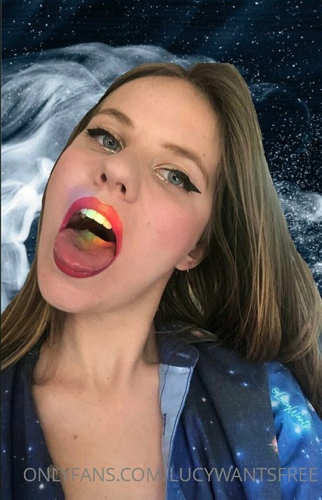 lucywantsfree perfect star pics