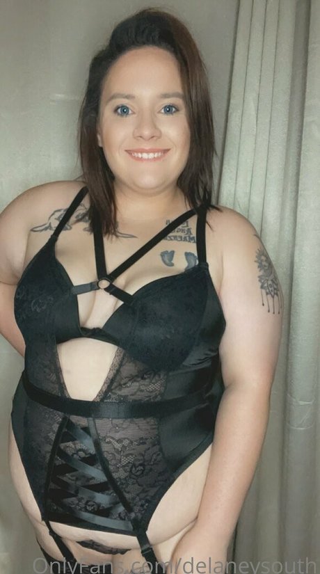 delaneysouth model adult pictures