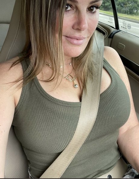 Dysmorphia wb pornographic actress photos