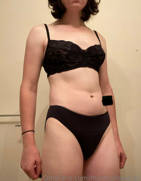 monicaflowerss model perfect picture