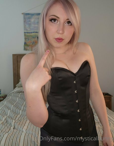 sweetastera nude model gallery