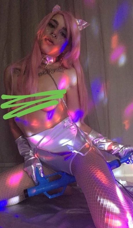 tinytemptress17 hot star photo