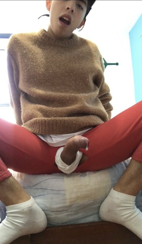 brunosaints_ naked actress picture