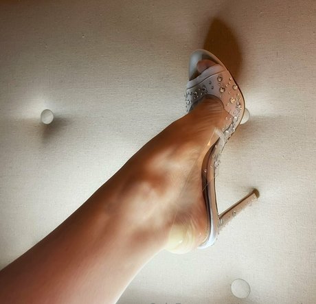 theavavaughn pornstar naked photo