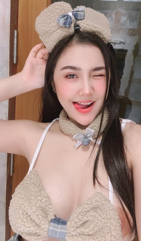 Kanokwan Phothisan pornographic model pics