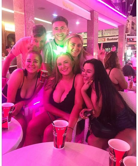 Lucy Whittingham top pornstar pics