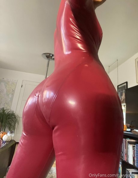 Ravyn Alexa star art pic