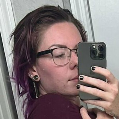 v vanity nude star pic