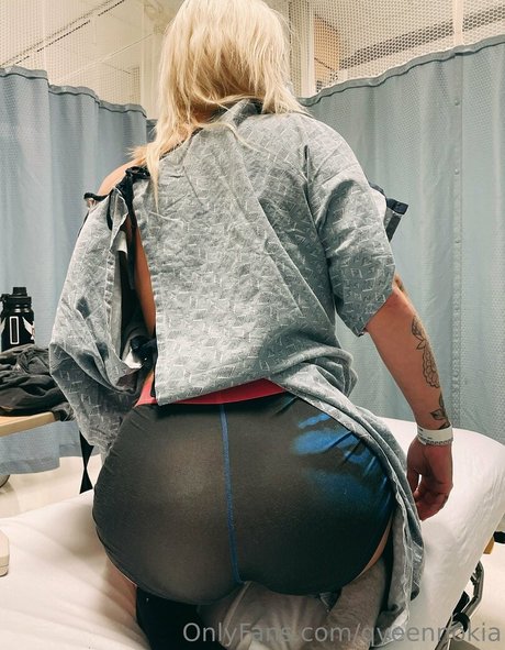 qveennokia pornstar naked photos