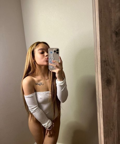 kindlykileyy top model gallery