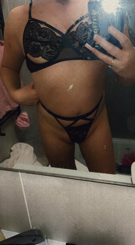 madixmcc erotic pornstar photo