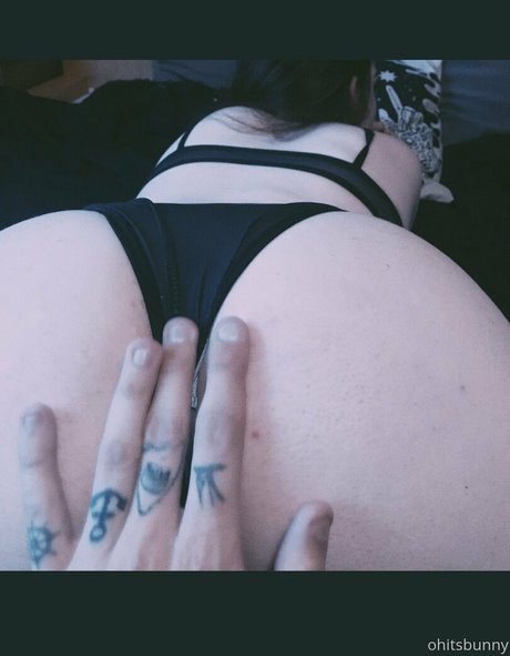 ohitsbunny model sexy pic