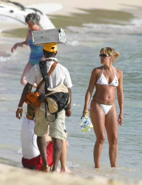 Carole Smillie free star galleries